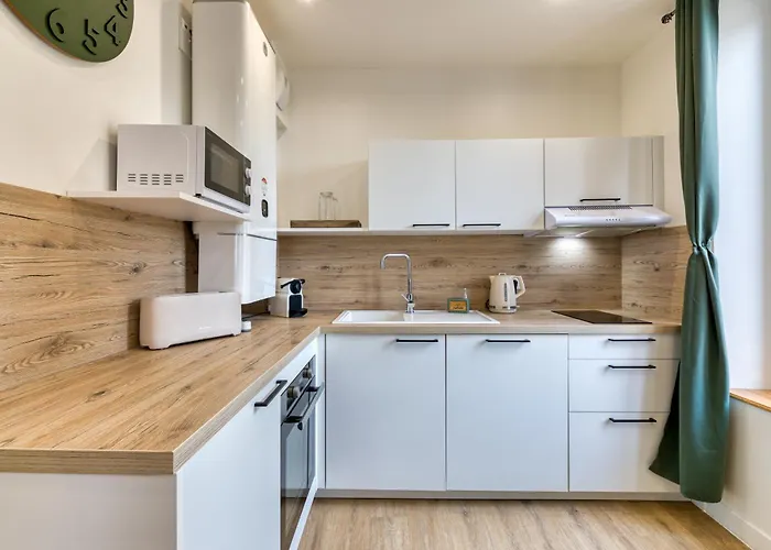 Appartement L'olivier Lumineux Avec Agreable Terrasse Fécamp