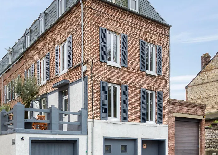 L'olivier Lumineux Avec Agreable Terrasse * Fecamp