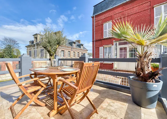 L'olivier Lumineux Avec Agreable Terrasse Apartment Fecamp